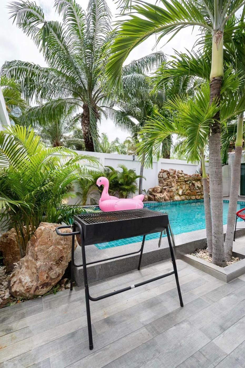 Majestic Residence Pool Villa 4 Bedrooms Private Beach Pattaya Exterior photo