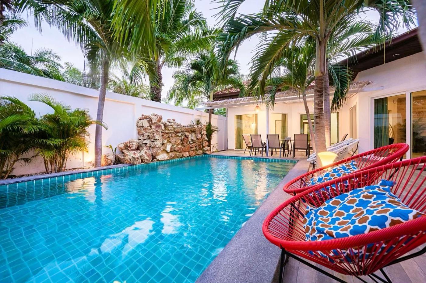 Majestic Residence Pool Villa 4 Bedrooms Private Beach Pattaya Exterior photo