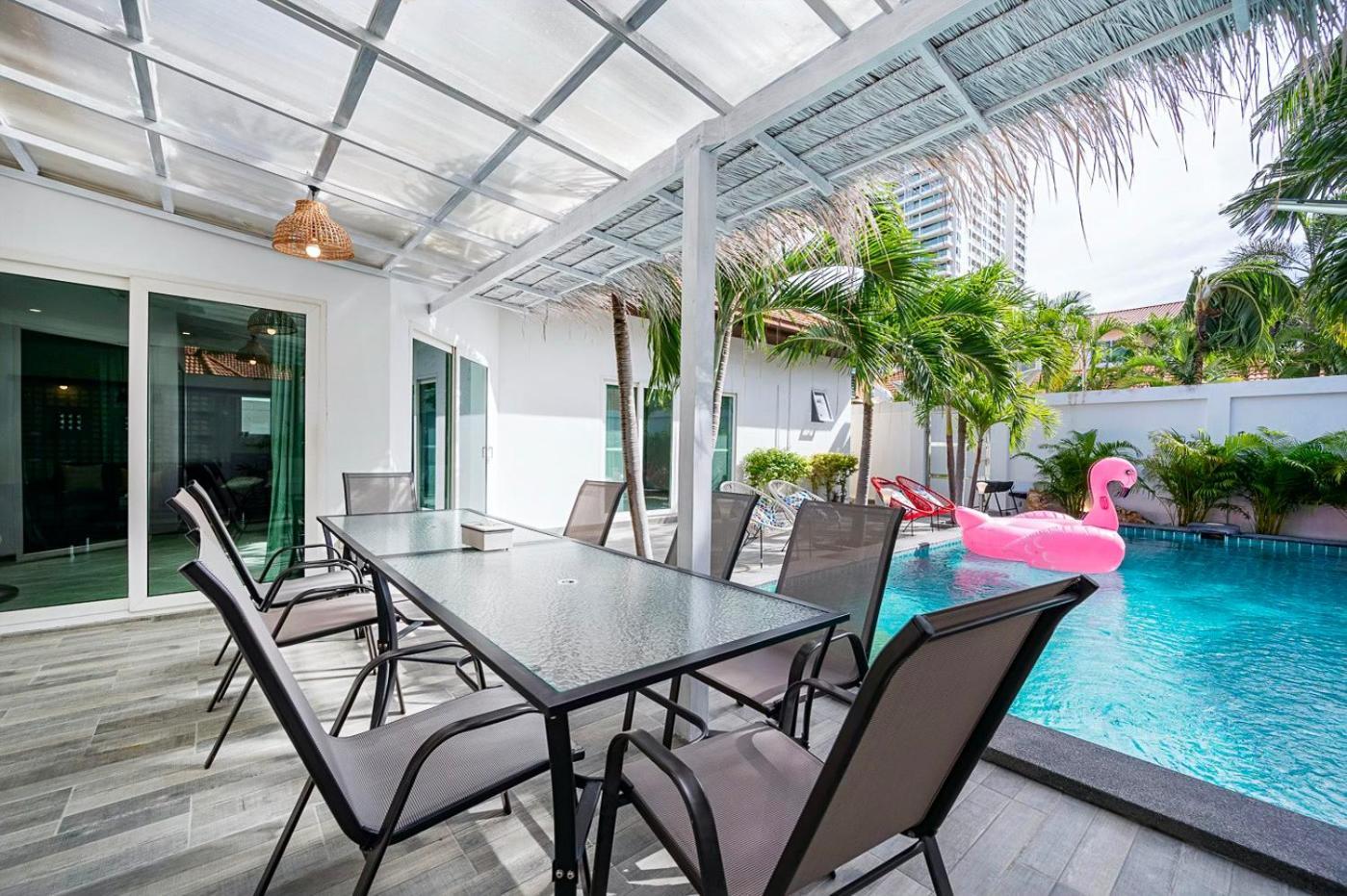 Majestic Residence Pool Villa 4 Bedrooms Private Beach Pattaya Exterior photo