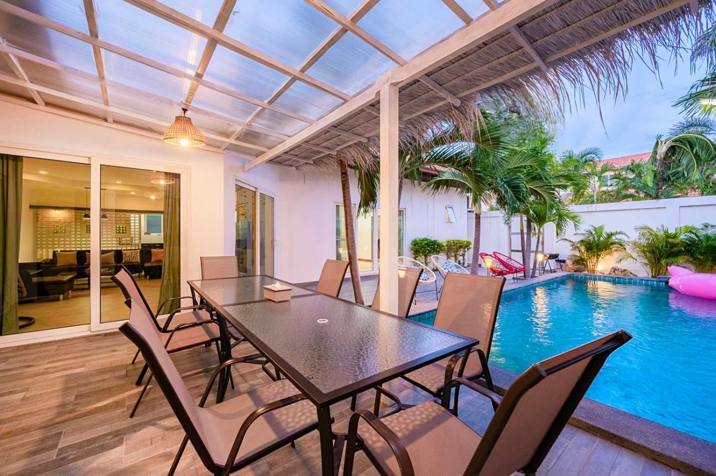 Majestic Residence Pool Villa 4 Bedrooms Private Beach Pattaya Exterior photo