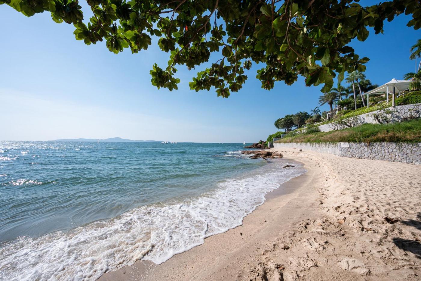 Majestic Residence Pool Villa 4 Bedrooms Private Beach Pattaya Exterior photo